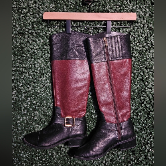 Black and Burgundy Leather Knee-High Boots - Picture 6 of 10